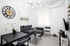 A modern apartment in the heart of Athens